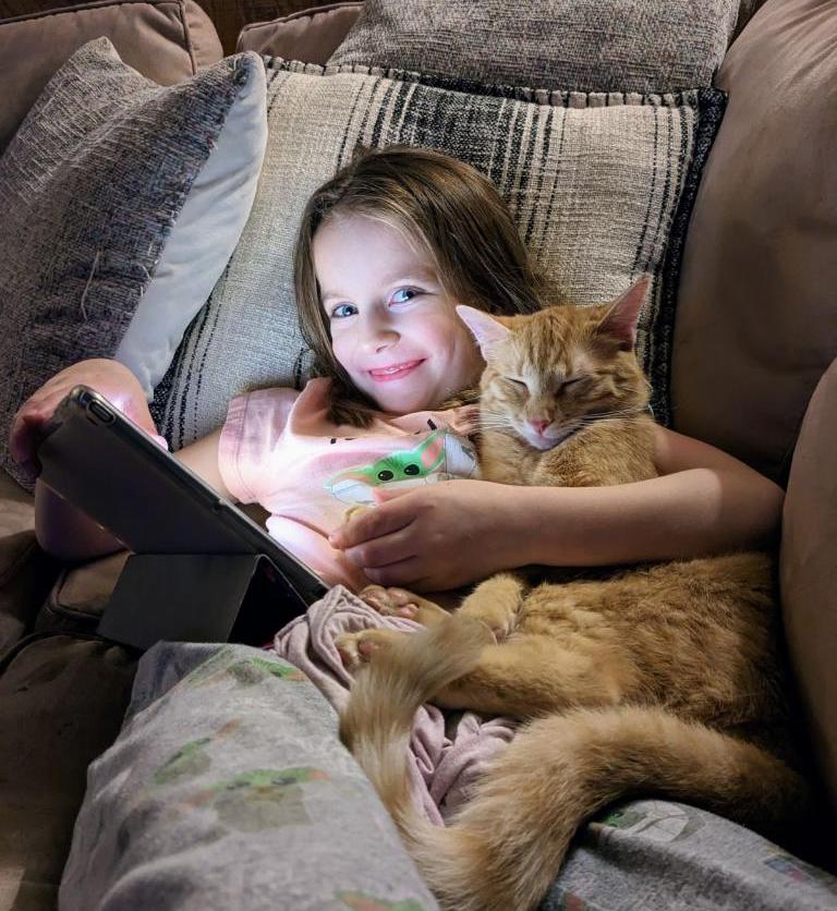 girl and cat